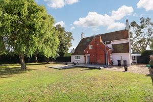 ST JOHNS ROAD- click for photo gallery